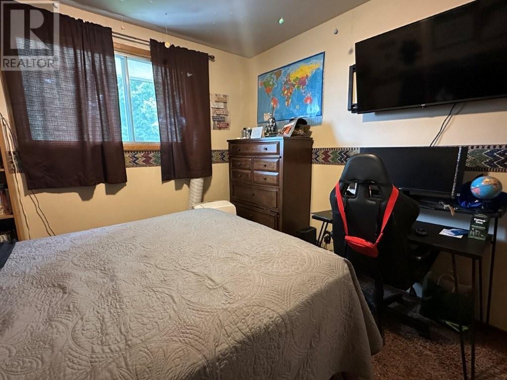 579 Simon Fraser Drive - 25
