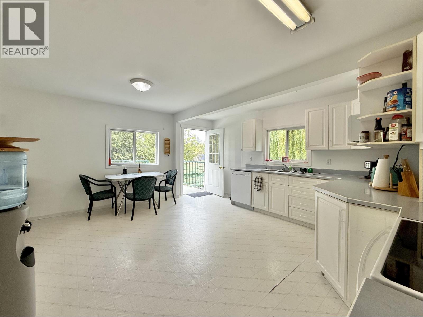 536 BARNARD STREET - 16