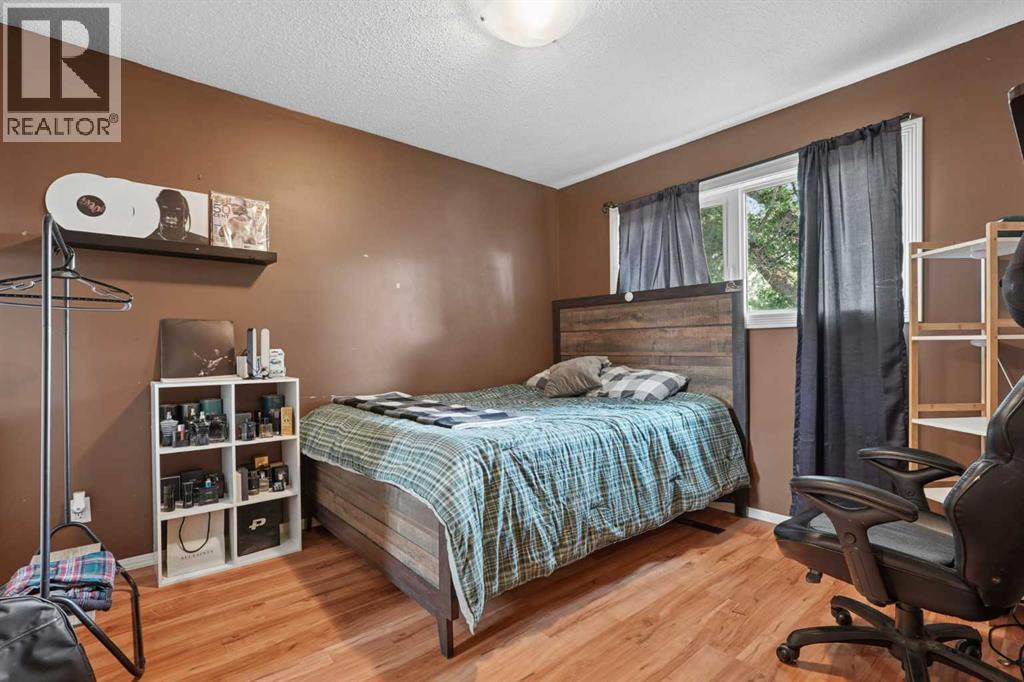 2610 11 Avenue N - 17