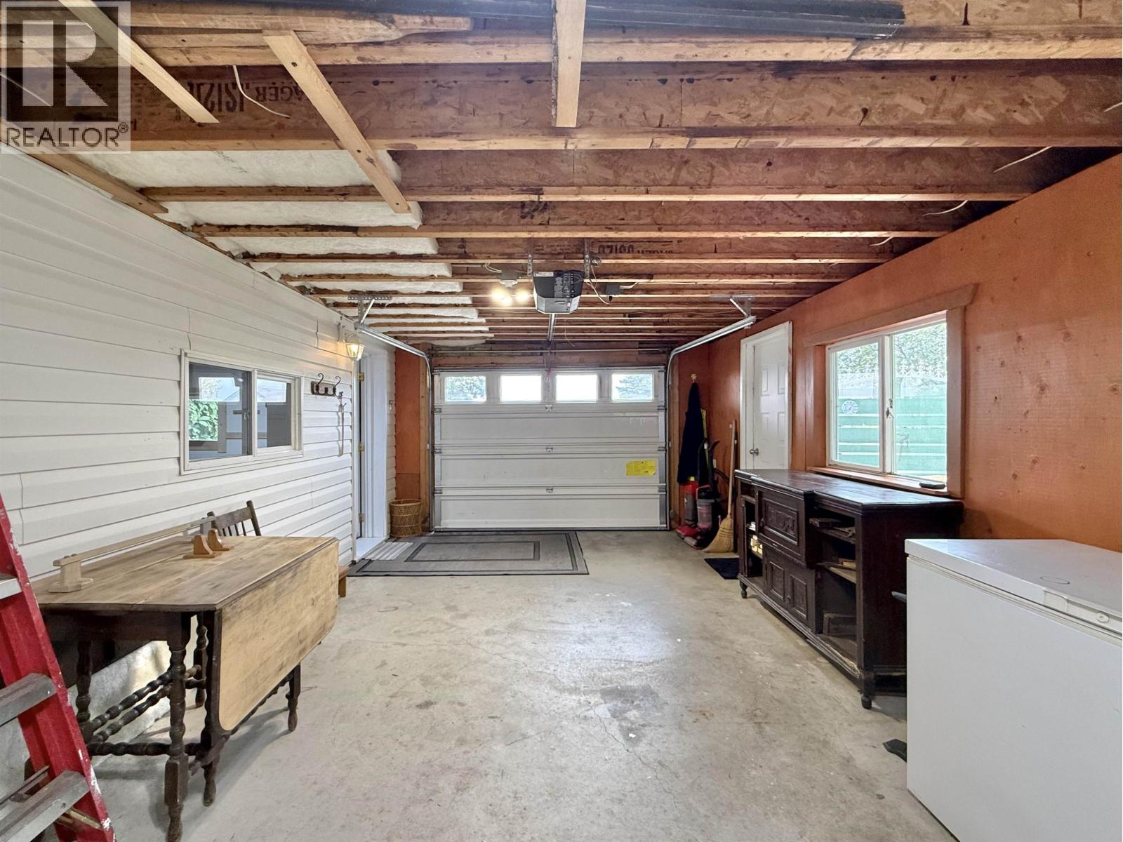 536 BARNARD STREET - 34