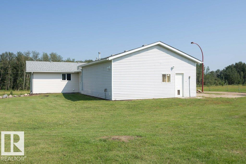 58514 Rg Rd 243 - 11