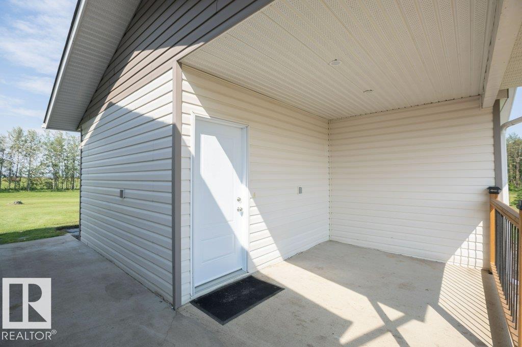 58514 Rg Rd 243 - 18