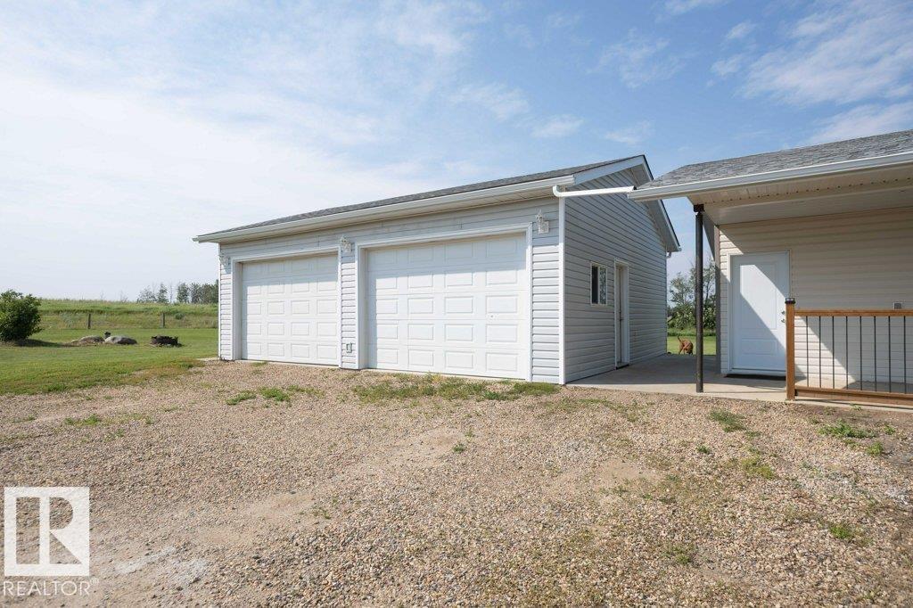 58514 Rg Rd 243 - 16