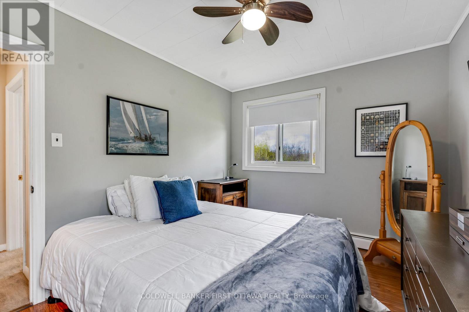 114 MORRIS ROAD S - Image 23