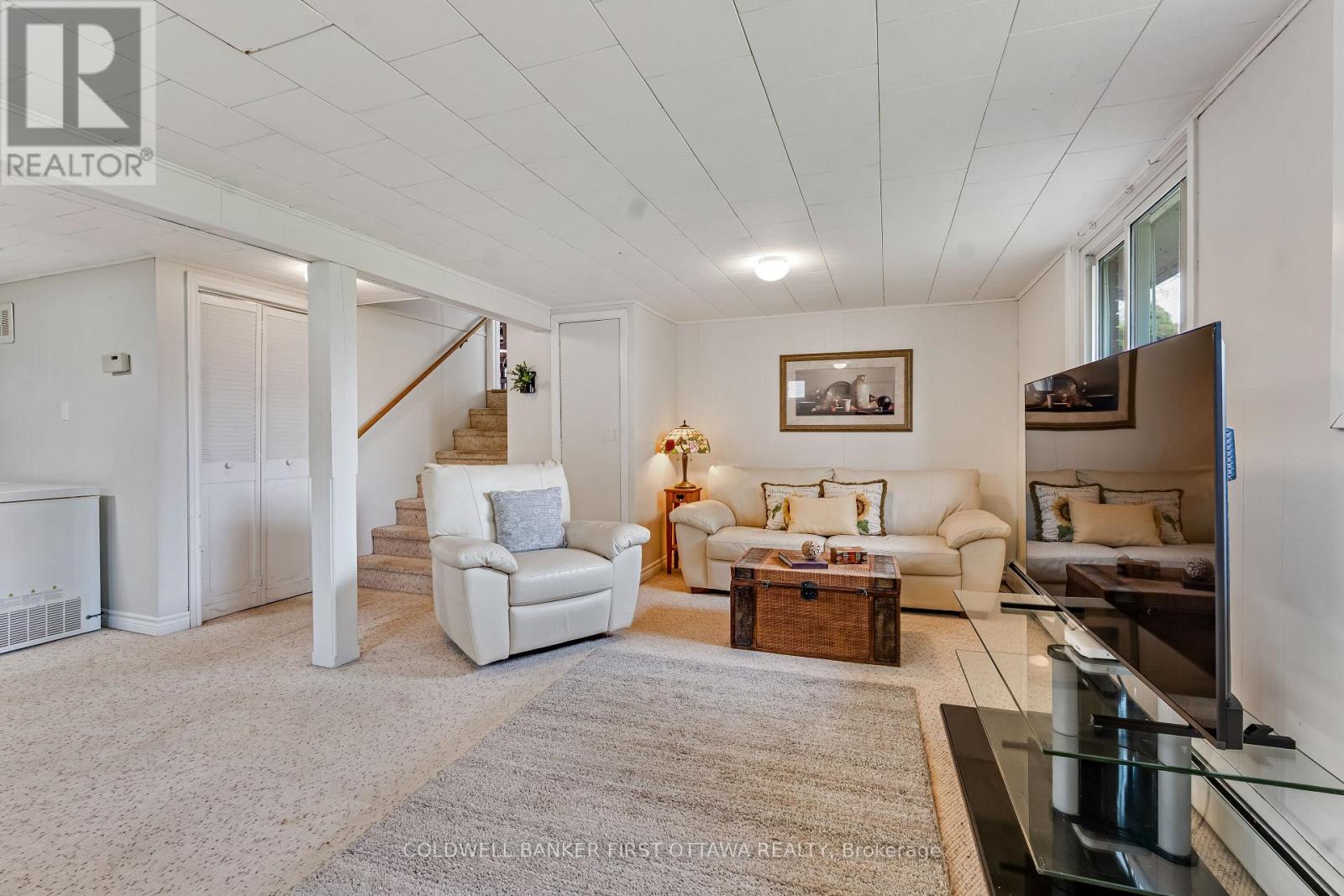114 MORRIS ROAD S - Image 30