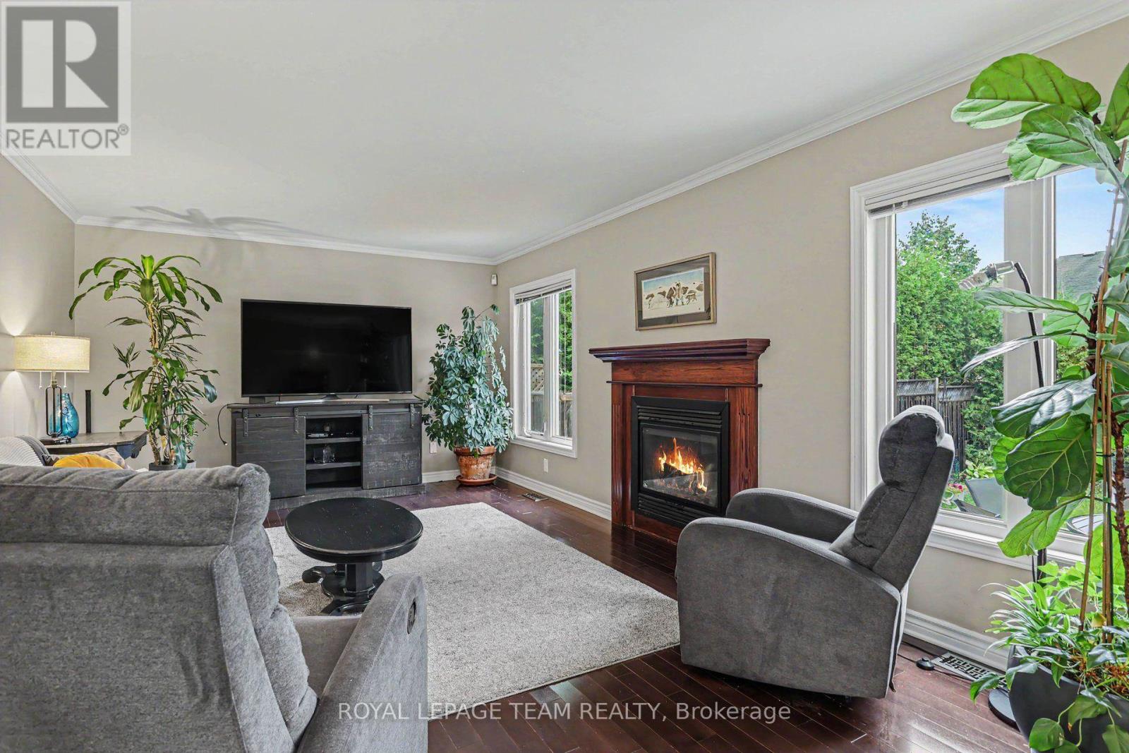 414 ABBEYDALE CIRCLE - Image 15