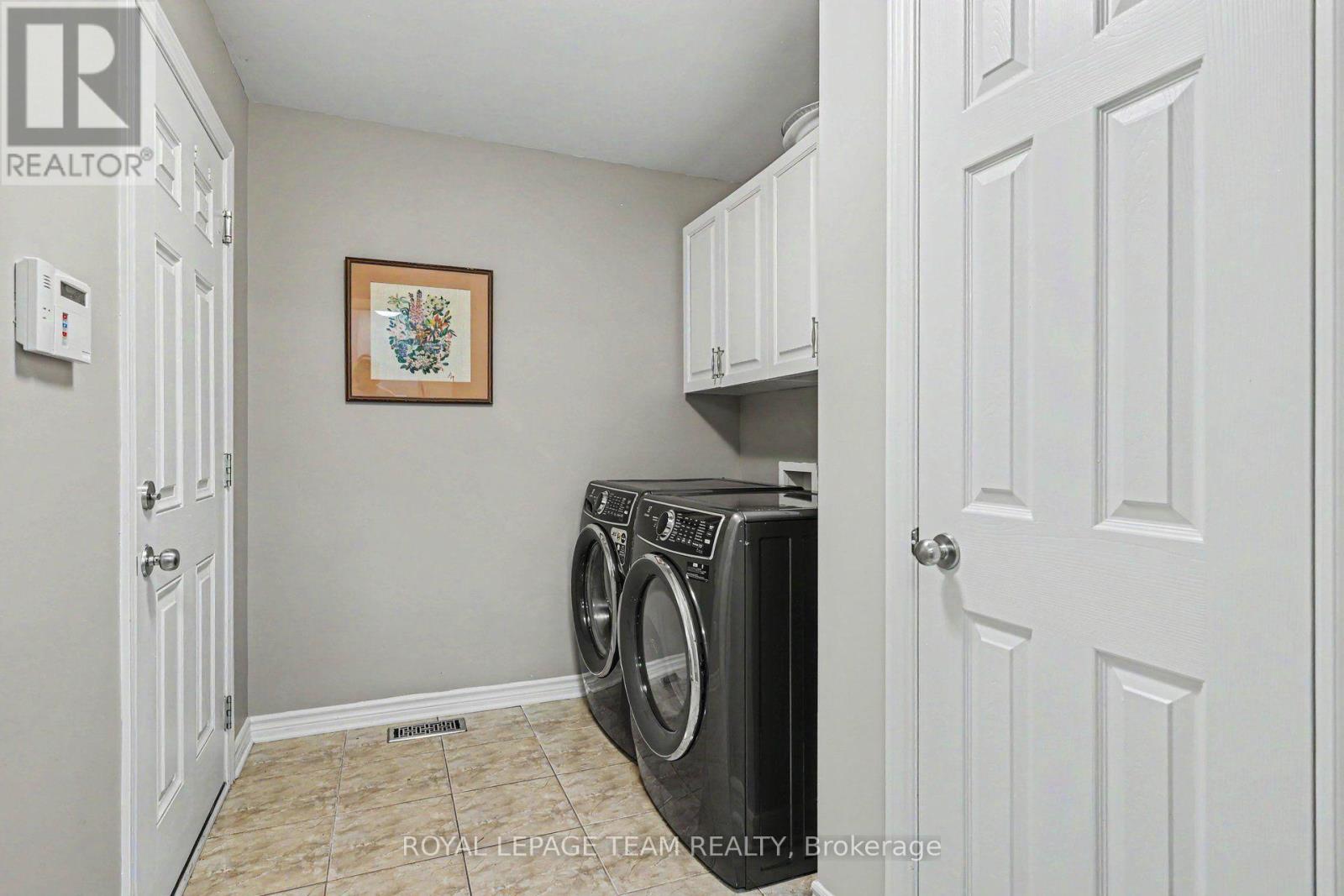 414 ABBEYDALE CIRCLE - 17