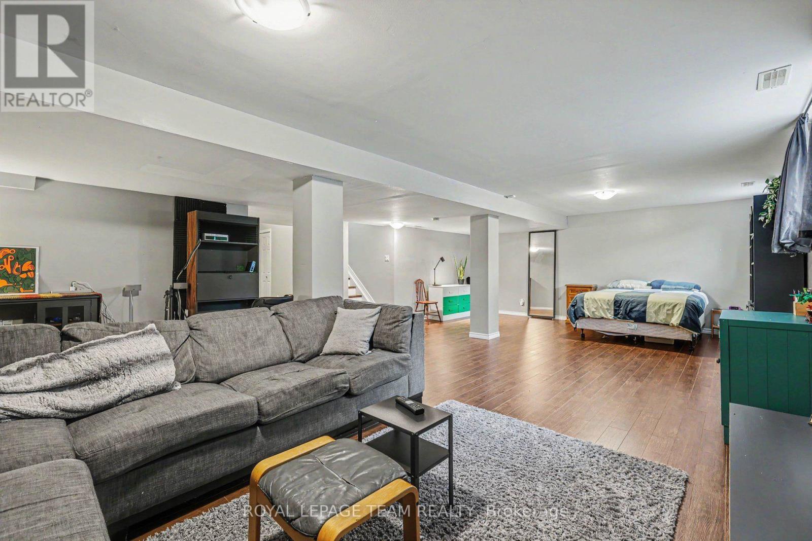 414 ABBEYDALE CIRCLE - 31