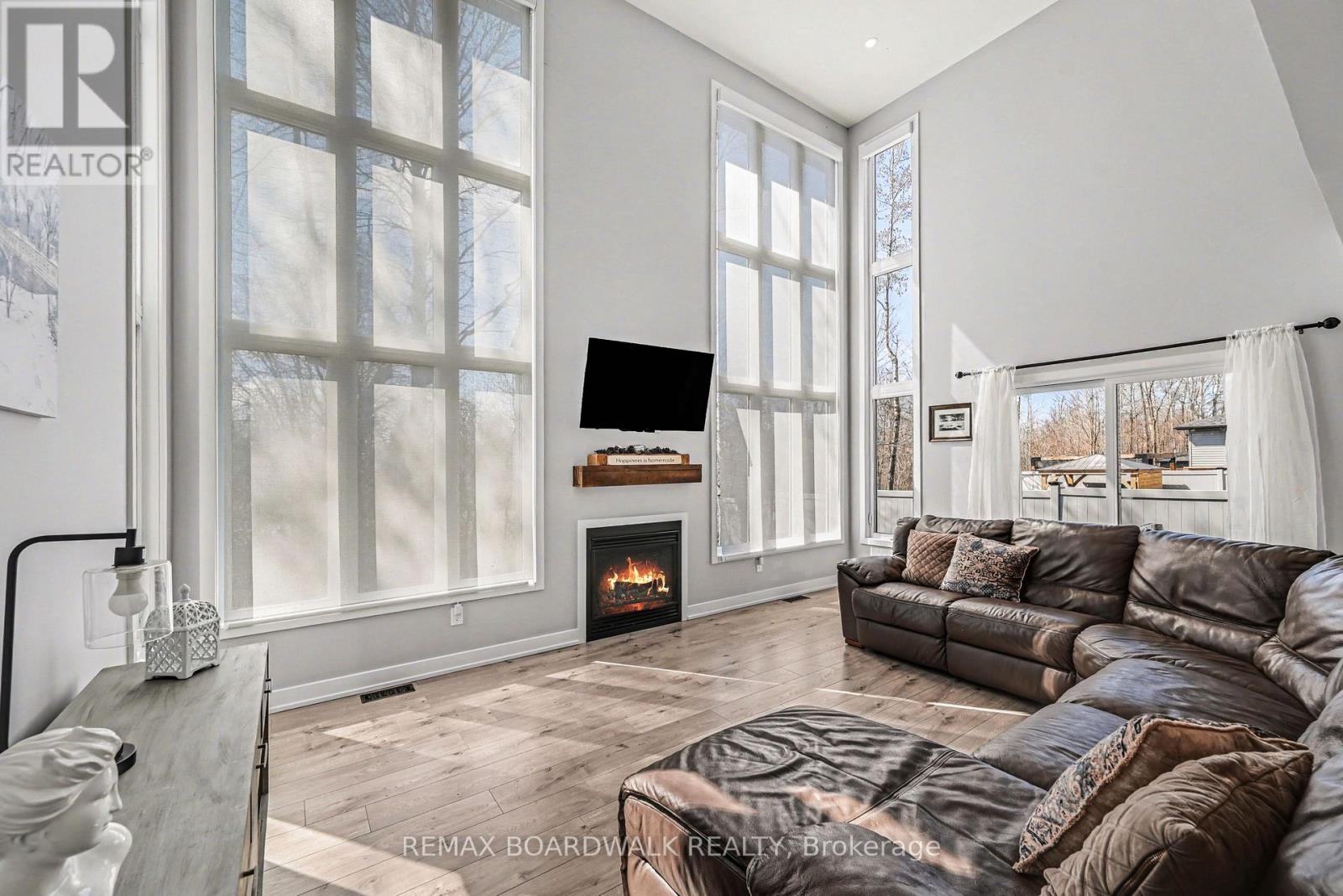 160 HYBRID STREET - 12
