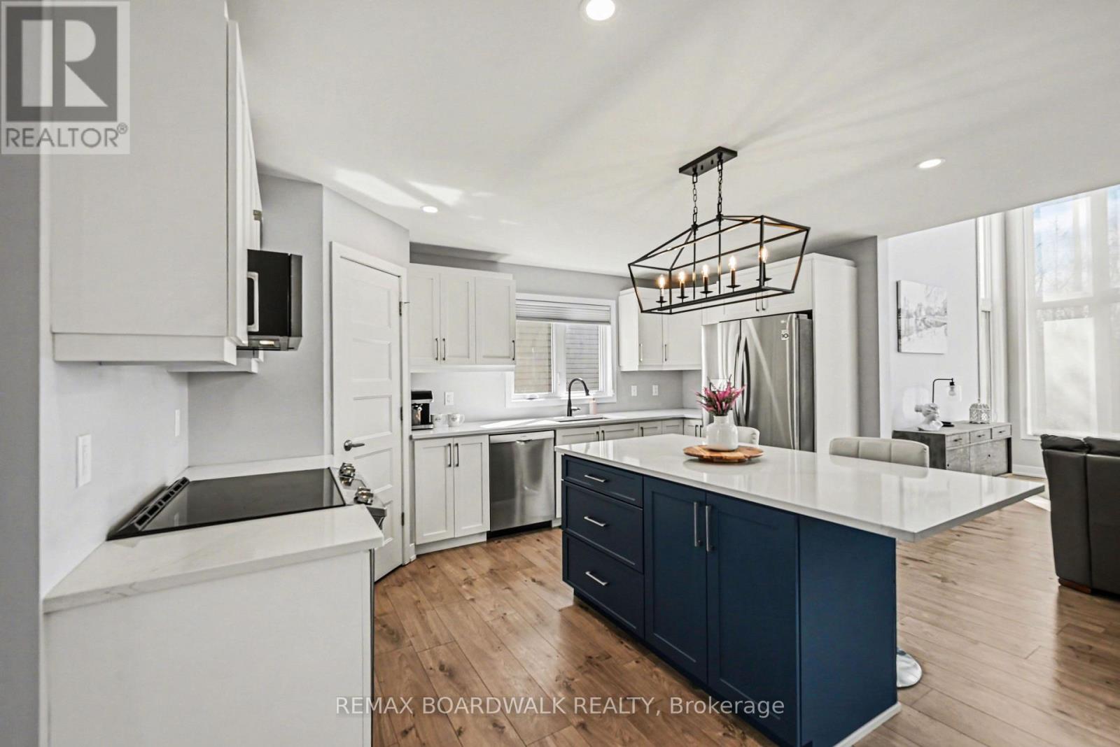 160 HYBRID STREET - 6
