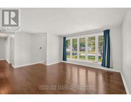 104 ORIOLE AVENUE — photo 4