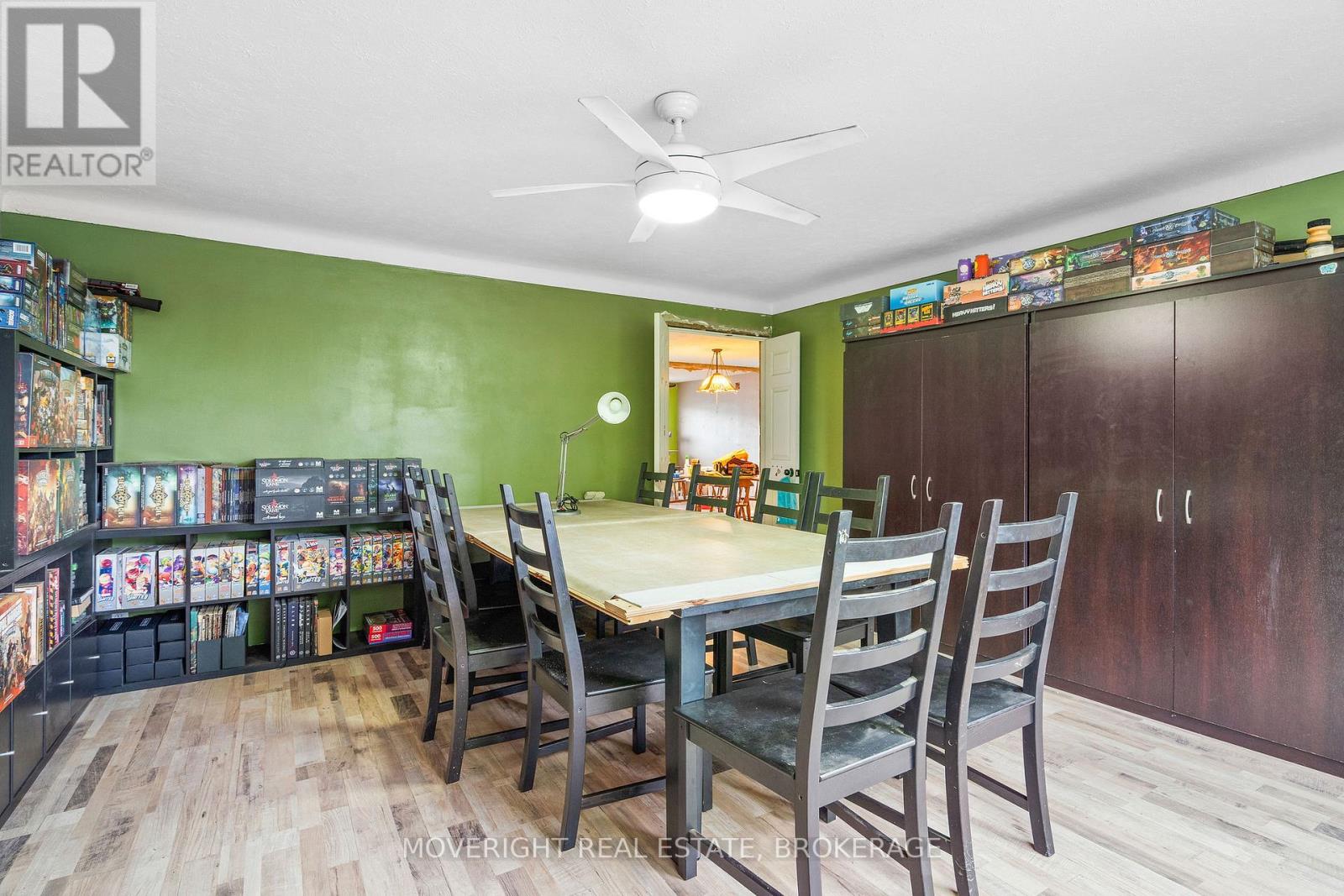 12 A THIRD AVE LOUTH AVENUE - 24