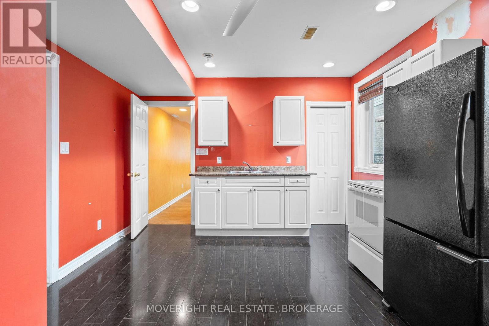 12 A THIRD AVE LOUTH AVENUE - 8
