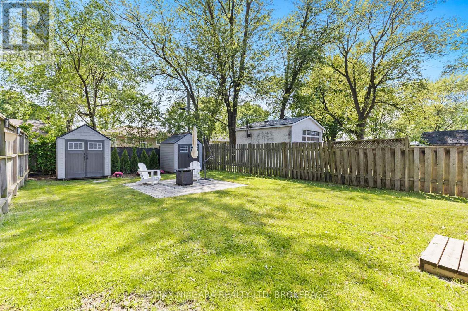 38 ALEXANDRA BOULEVARD - Image 4