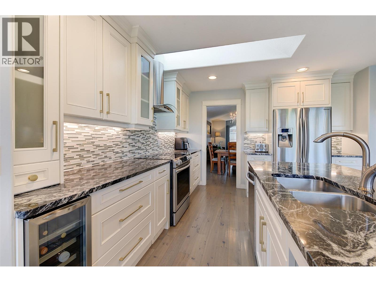 971 Westview Way, West Kelowna