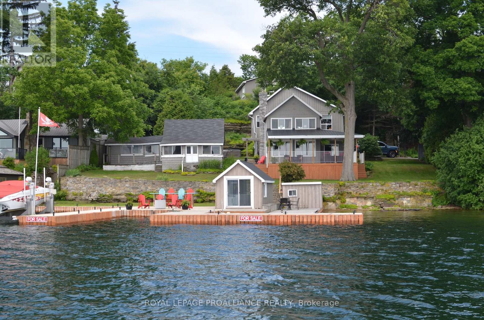 233 BROCKMERE CLIFF DRIVE - 1