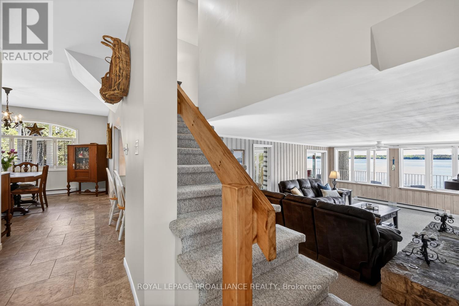 233 BROCKMERE CLIFF DRIVE - 22