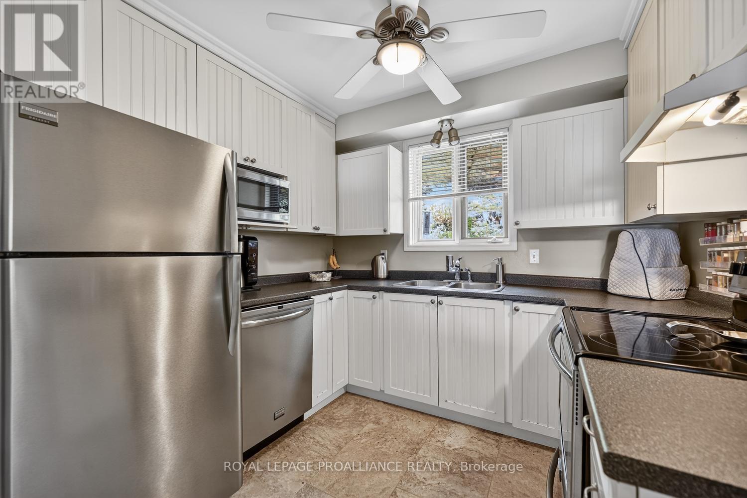 233 BROCKMERE CLIFF DRIVE - Image 25