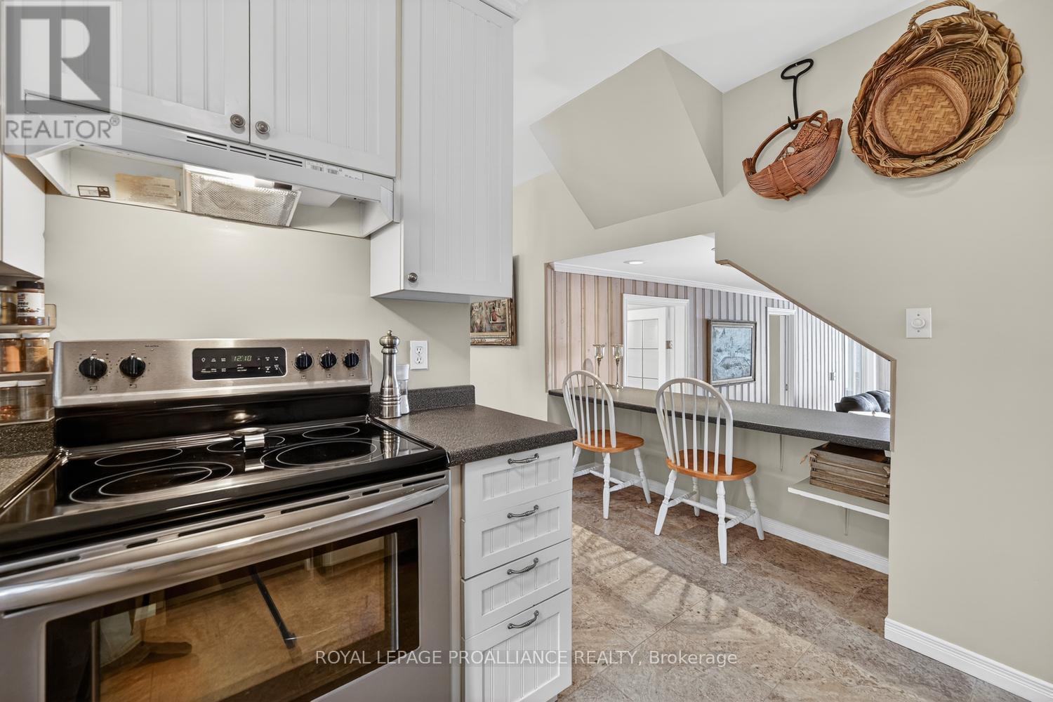 233 BROCKMERE CLIFF DRIVE - 26