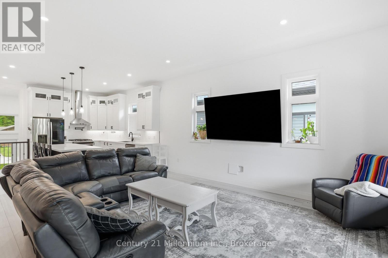 113 SMALLMAN DRIVE - 16