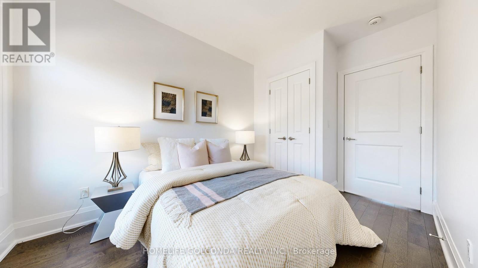 2466B BAYVIEW AVENUE - 36