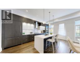 2466b Bayview Avenue, Toronto, ON M2L1A7 Photo 18