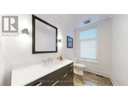 2466b Bayview Avenue, Toronto, ON M2L1A7 Photo 26