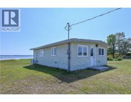 1990 Chatillon Street, Maisonnette, NB E8N2A2 Photo 9