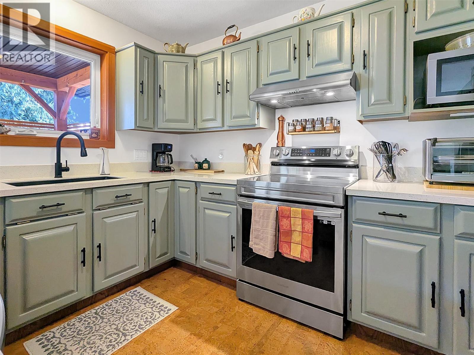 303 DELANY Avenue - 15