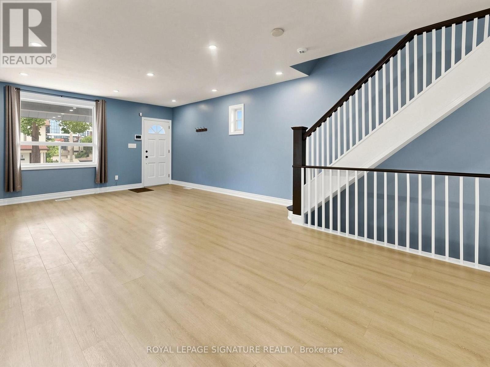 8 HARRIS AVENUE - 13