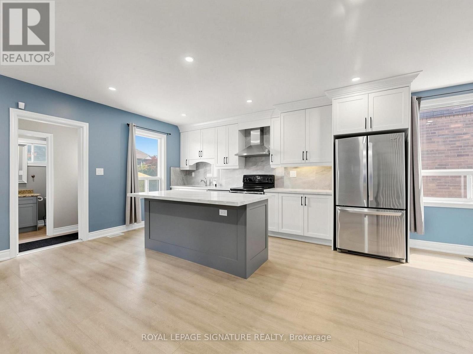 8 HARRIS AVENUE - Image 16