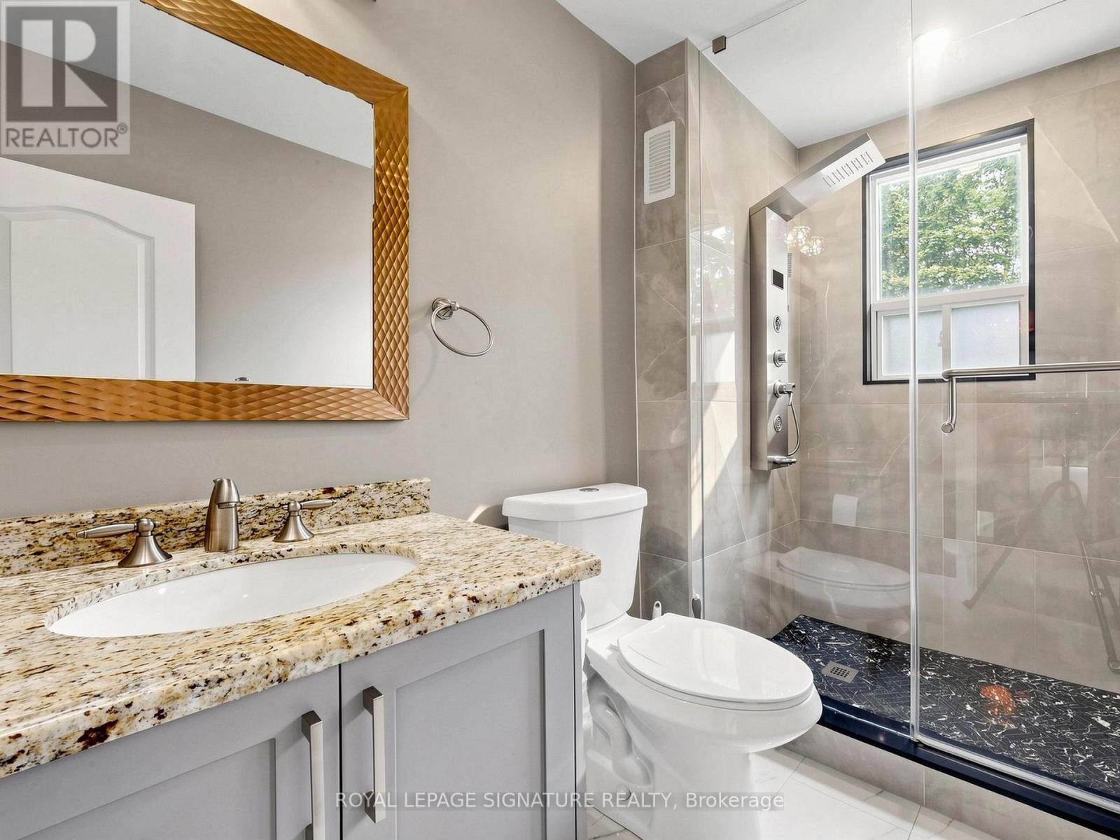 8 HARRIS AVENUE - Image 29