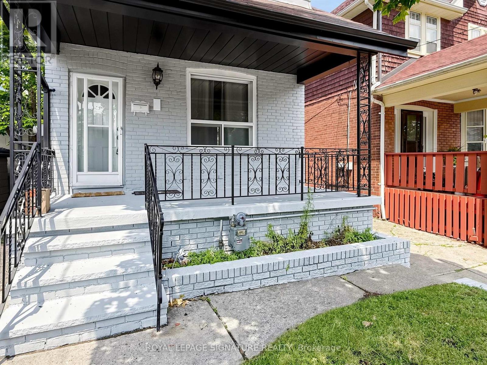 8 HARRIS AVENUE - Image 3