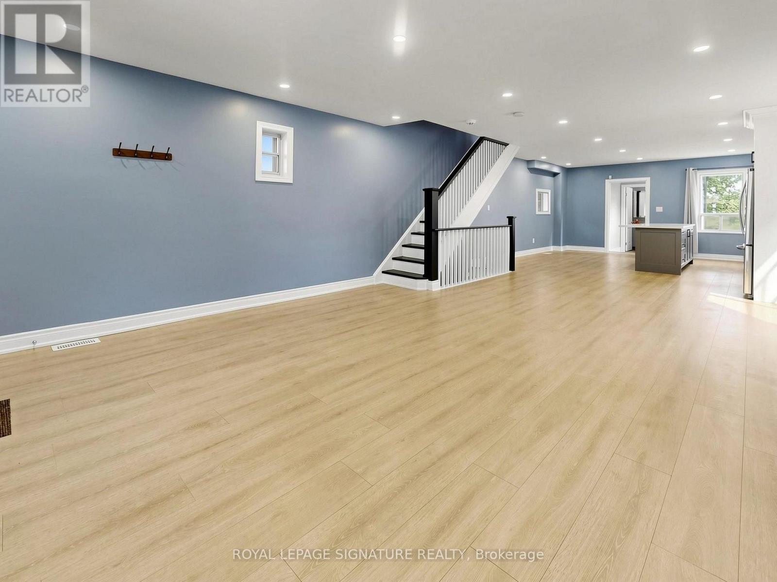 8 HARRIS AVENUE - Image 9