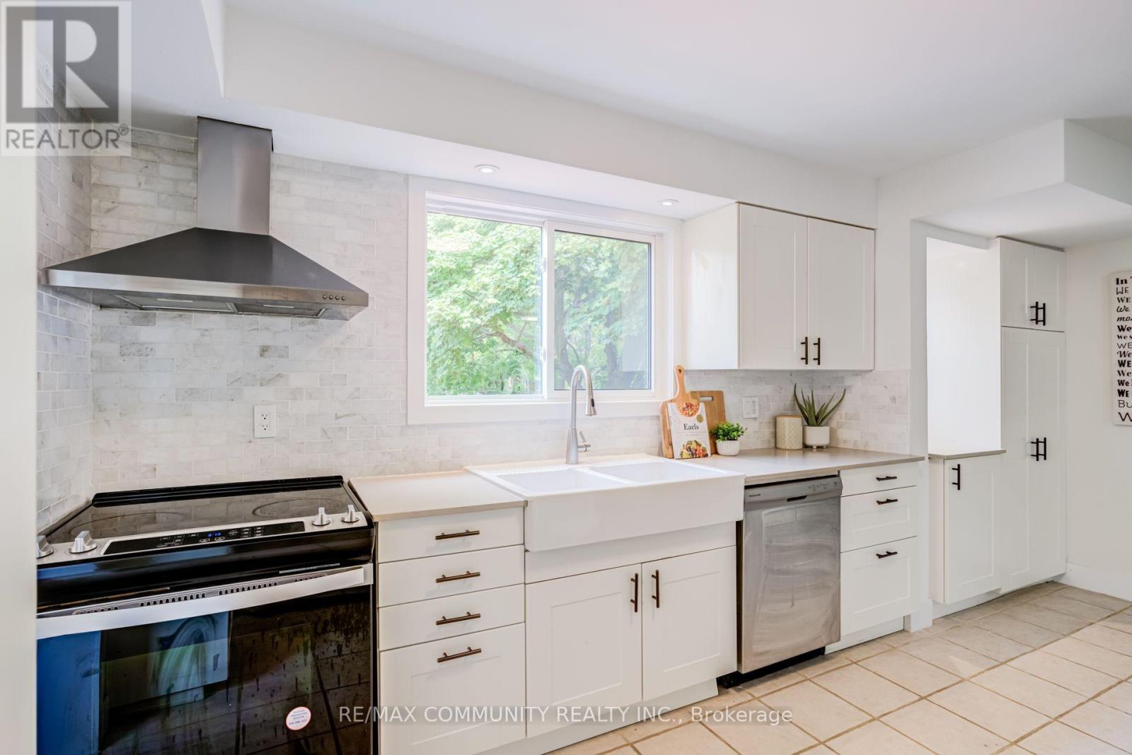90 EUCLID AVENUE - 16