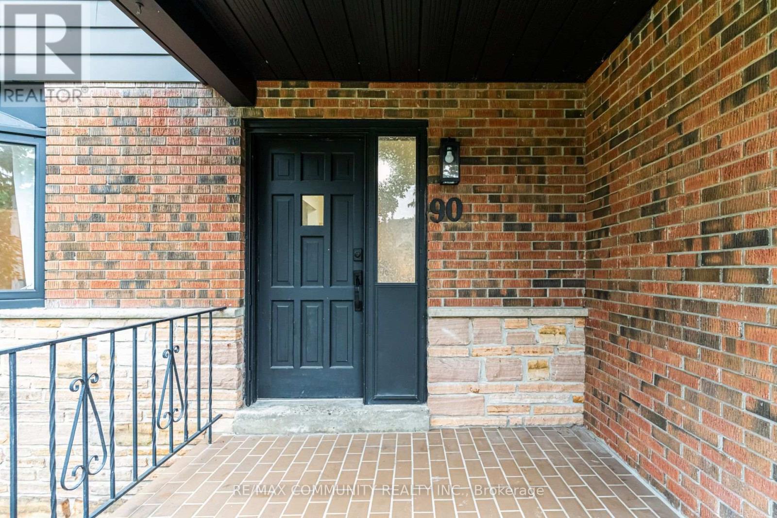 90 EUCLID AVENUE - 4