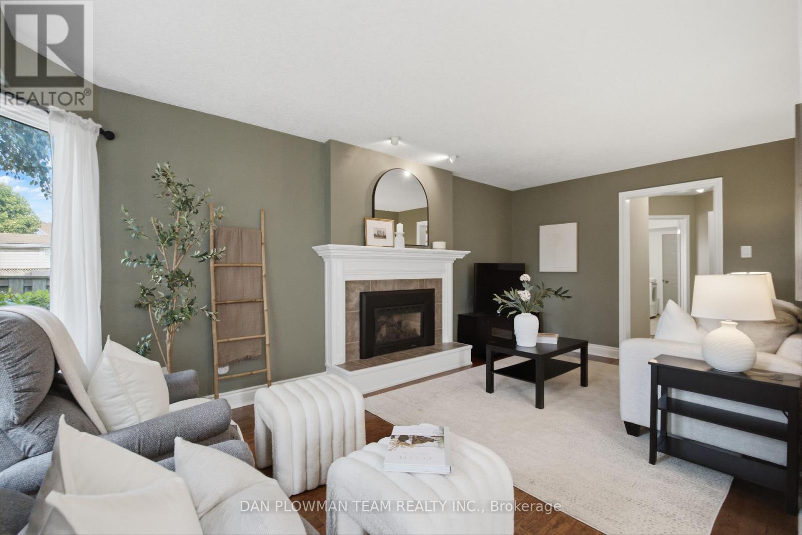 6 SADDLEBROOK COURT - 14