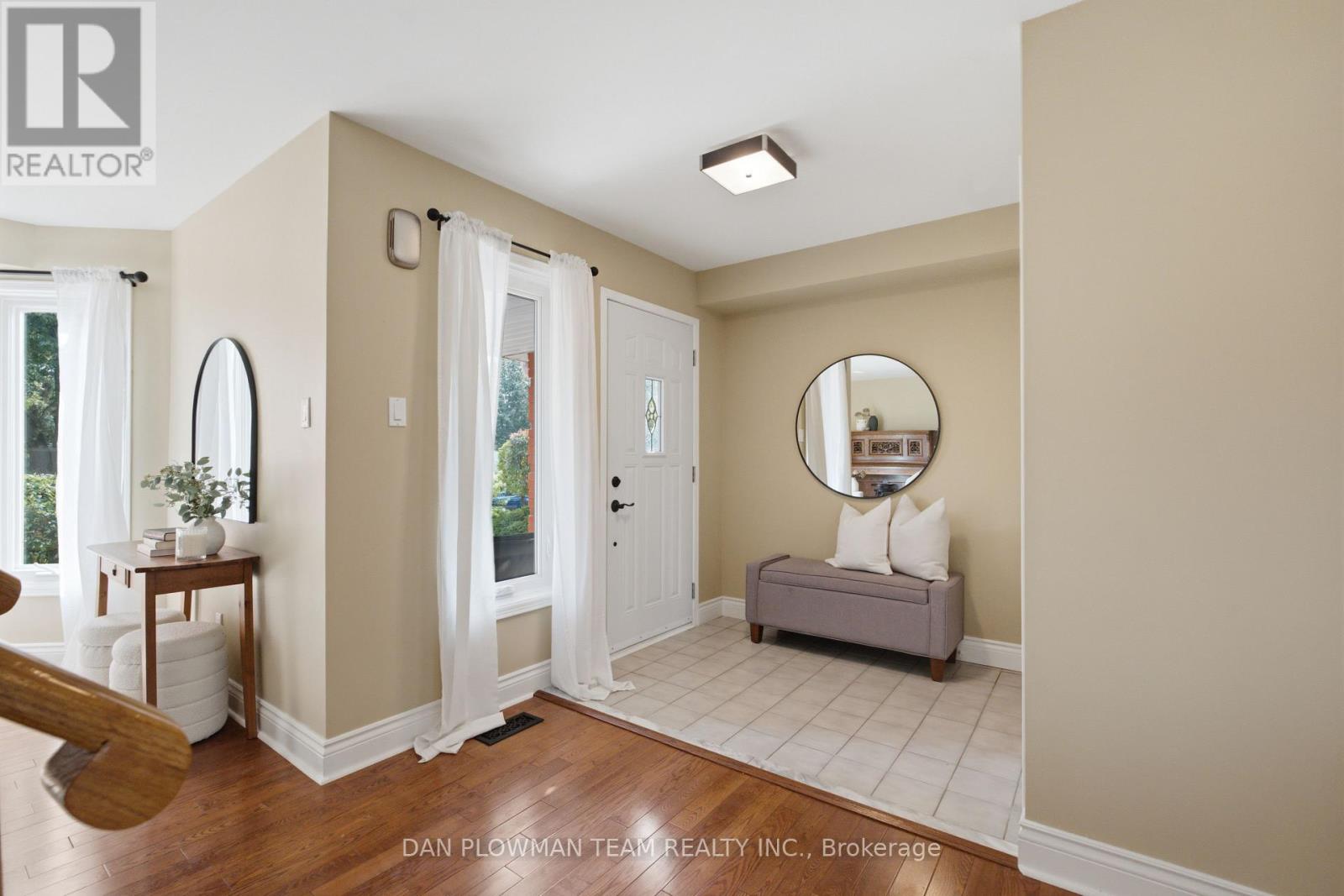 6 SADDLEBROOK COURT - 3