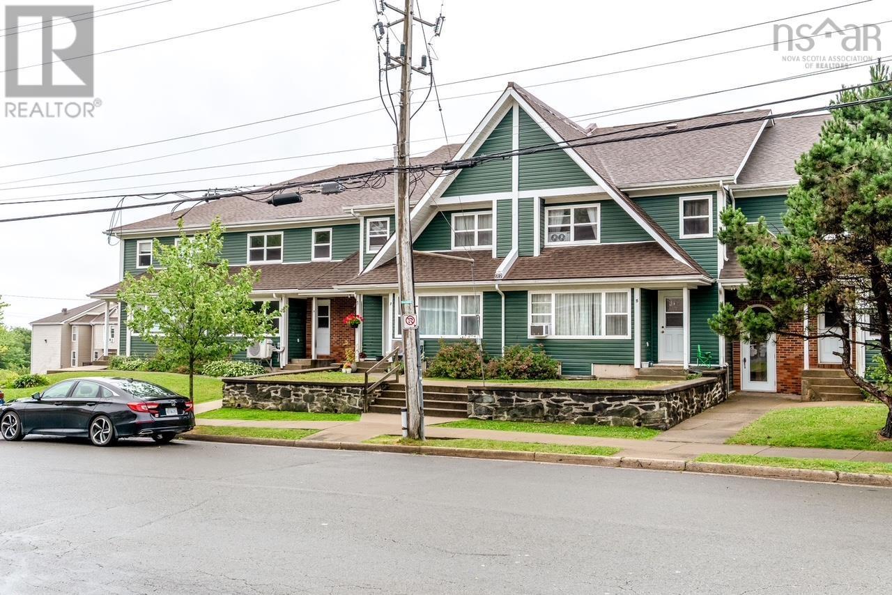 #9 77 Collins Grove - 3