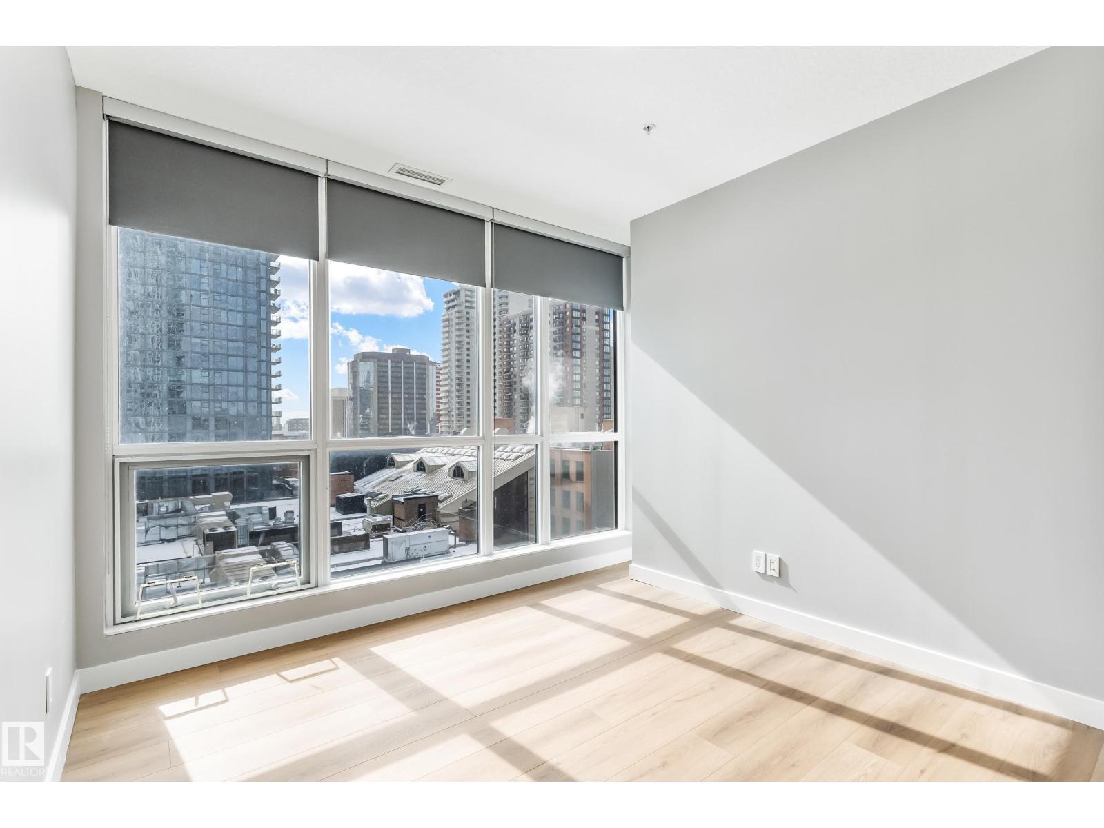#910 10238 103 ST NW - Image 16