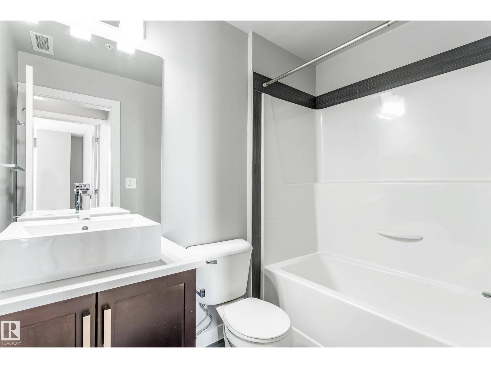 #910 10238 103 ST NW - 22