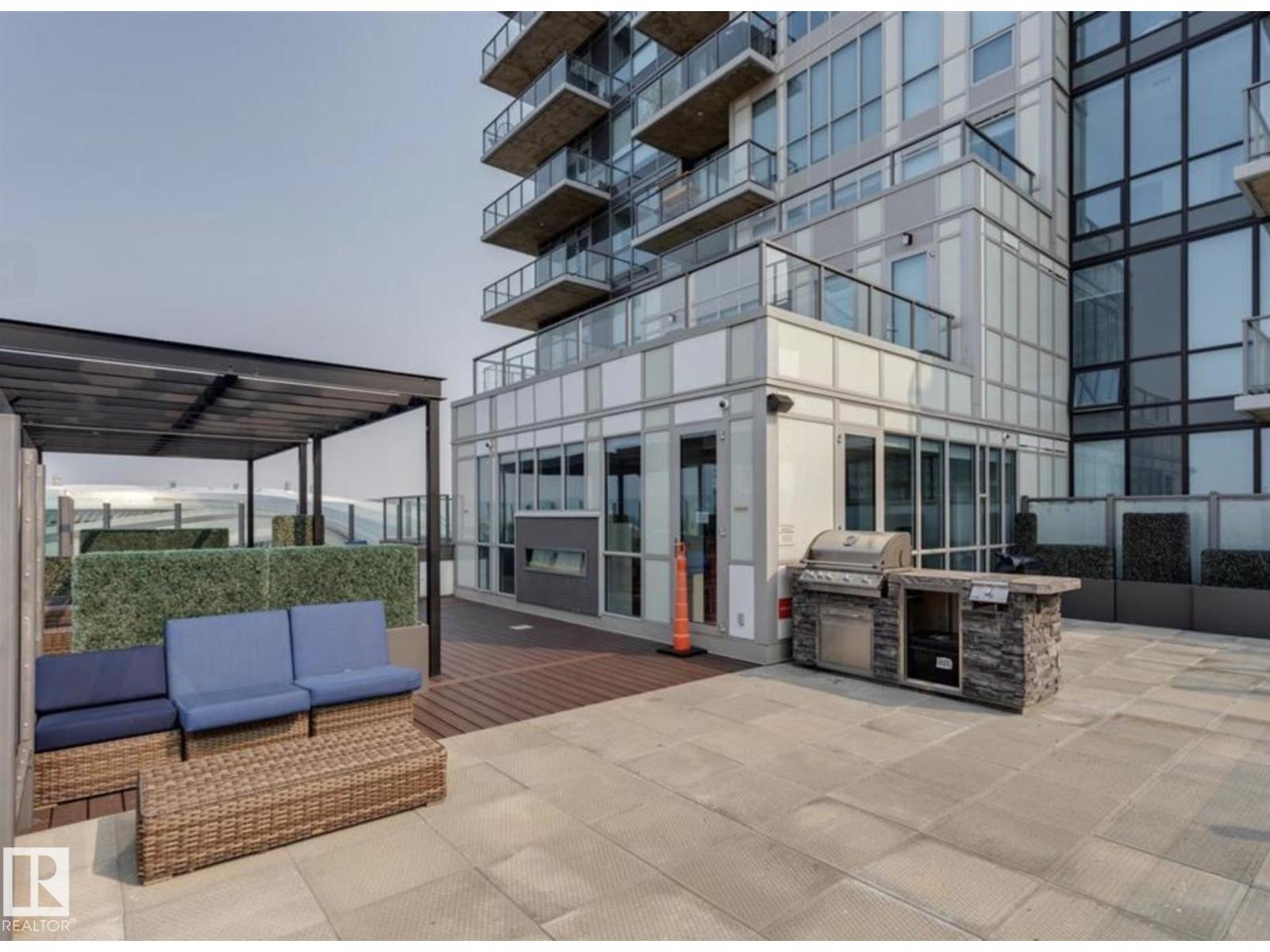 #910 10238 103 ST NW - 32
