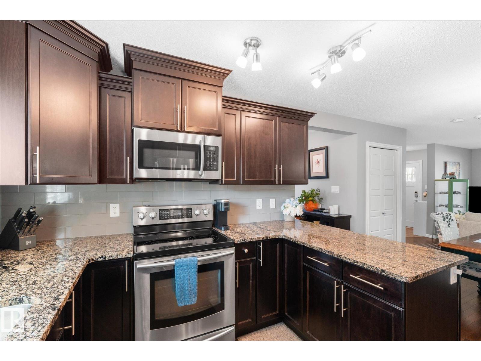 3313 WEIDLE WY SW - 17
