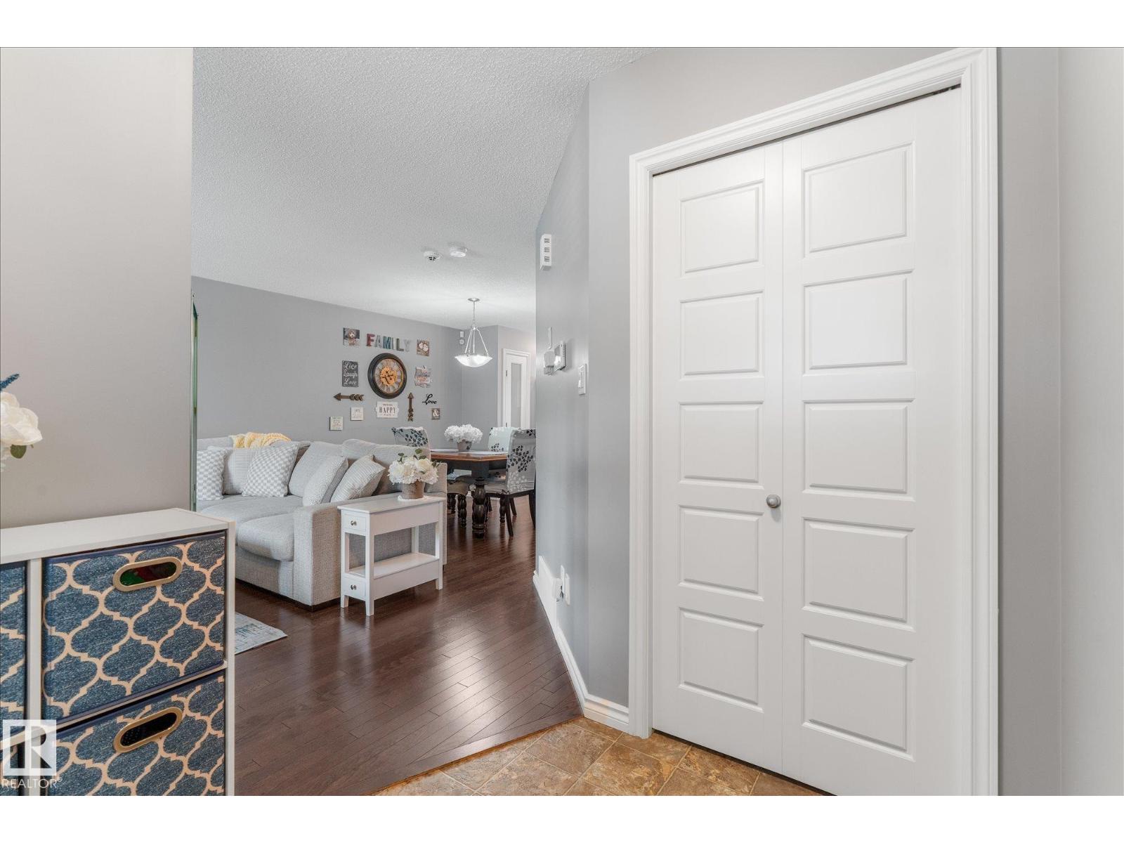 3313 WEIDLE WY SW - 8