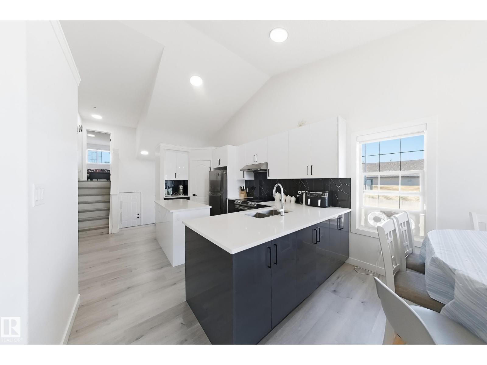 3799 21 ST NW - 18