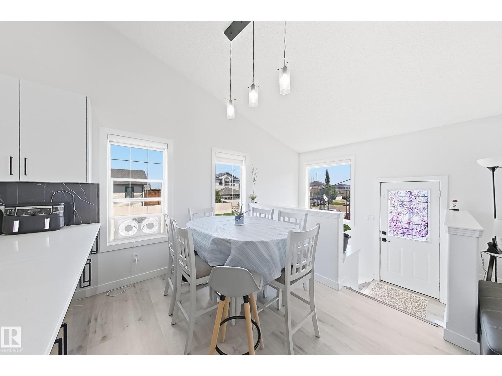 3799 21 ST NW - 19