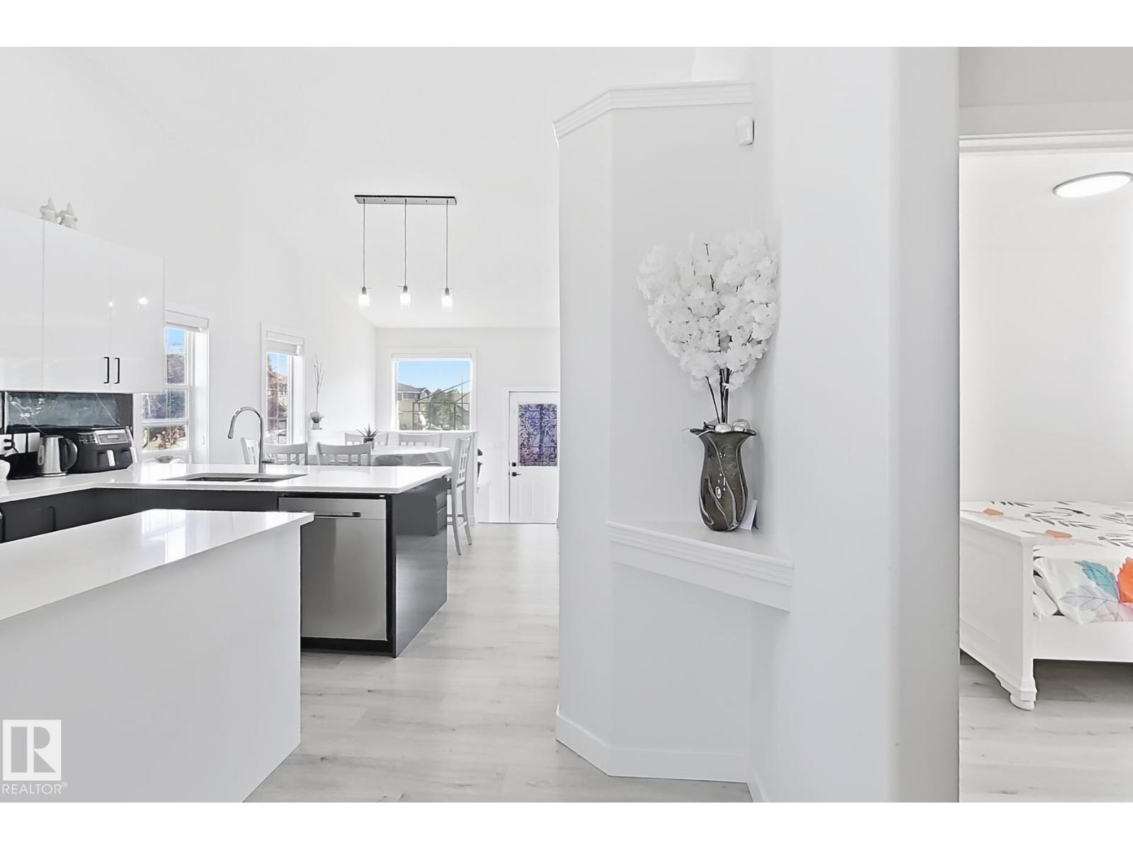 3799 21 ST NW - 22