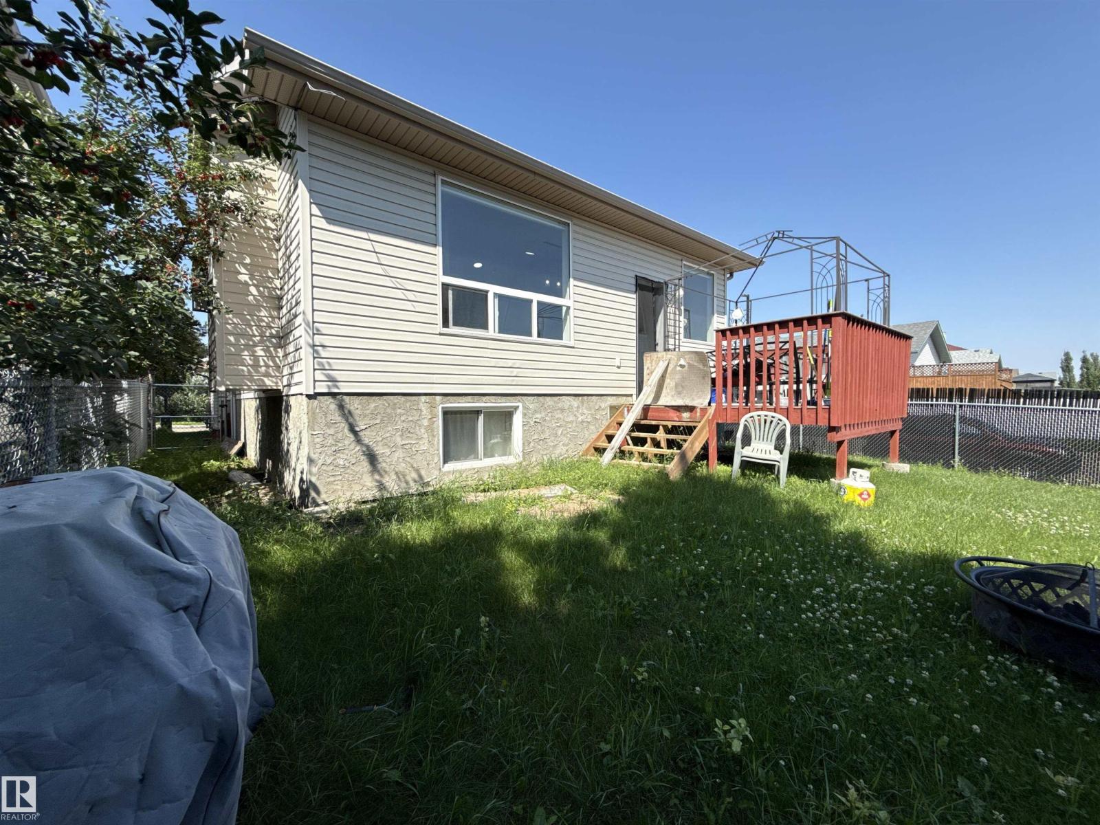 3799 21 ST NW - Image 33