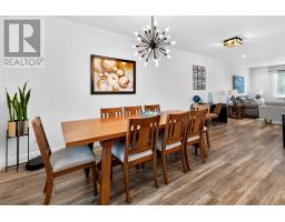 74 Bennett Avenue thumbnail 14