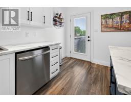 74 Bennett Avenue thumbnail 15